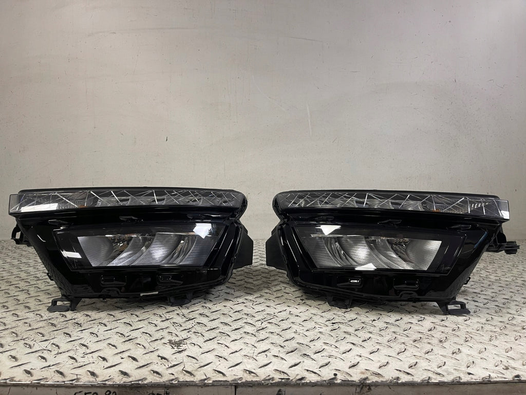 Frontscheinwerfer Skoda Kamiq 658941015 658941016 Ein Satz Headlight SCH2654681859yy