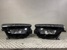 Laden Sie das Bild in den Galerie-Viewer, Frontscheinwerfer Skoda Kamiq 658941015 658941016 Ein Satz Headlight SCH2654681859yy