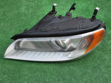 Laden Sie das Bild in den Galerie-Viewer, Frontscheinwerfer Volvo V70 S80 31214347 Xenon Links Scheinwerfer Headlight SCH7364215725yn