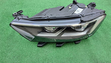 Laden Sie das Bild in den Galerie-Viewer, Frontscheinwerfer VW T-Roc 2GA941035P Links Scheinwerfer Headlight