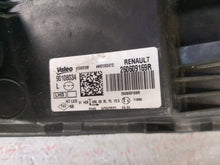 Laden Sie das Bild in den Galerie-Viewer, Frontscheinwerfer Renault Megane IV 260609169R 260102555R LED Rechts oder Links