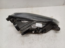 Laden Sie das Bild in den Galerie-Viewer, Frontscheinwerfer Skoda Superb III 3V1941015A- TOM5025 LED Links Headlight SCH4237817391ko