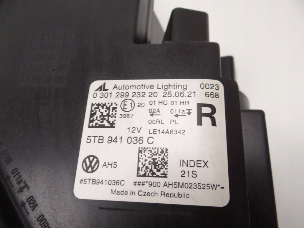 Frontscheinwerfer VW Touran 5TB941036C 030129923220 LED Rechts Headlight SCH5152125430zs
