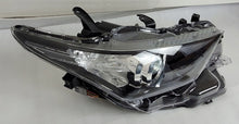 Laden Sie das Bild in den Galerie-Viewer, Frontscheinwerfer Toyota Auris 81130-02K30 LED Rechts Scheinwerfer Headlight