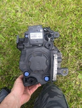 Laden Sie das Bild in den Galerie-Viewer, Frontscheinwerfer Jeep Grand Cherokee Wk2 68144709AD Links Headlight SCH7822093966rx