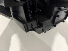 Laden Sie das Bild in den Galerie-Viewer, Frontscheinwerfer Skoda Karoq 57B941036B Rechts Scheinwerfer Headlight SCH6951781075gg