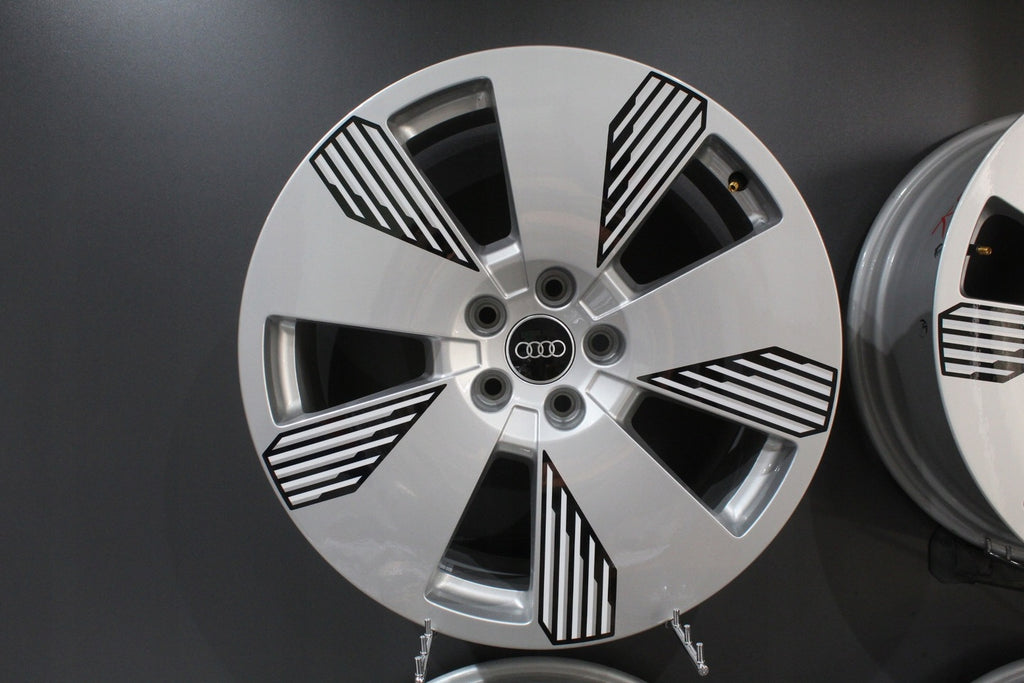 4x Alufelge 19 Zoll 8.0" 5x112 34ET Glanz Silber 4KE601025L Audi E-Tron