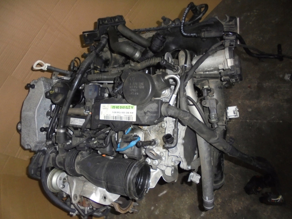 Motor Mercedes-Benz W246 A2700103902 1.6 CGI 41TKm 2016 Benzin Engine Komplett