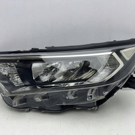 Frontscheinwerfer Toyota V LED Links Scheinwerfer Headlight SCH3180070844ws
