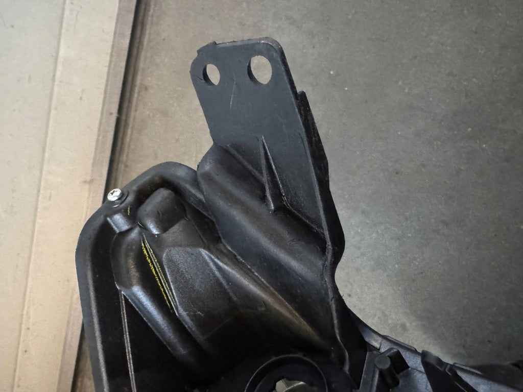 Frontscheinwerfer Mazda 2 100-18384 Ein Stück (Rechts oder Links) Headlight