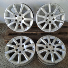 Laden Sie das Bild in den Galerie-Viewer, 4x Alufelge 16 Zoll 6.5" 5x110 Glanz Silber Opel Astra H Rim Wheel FEL3277396797sy