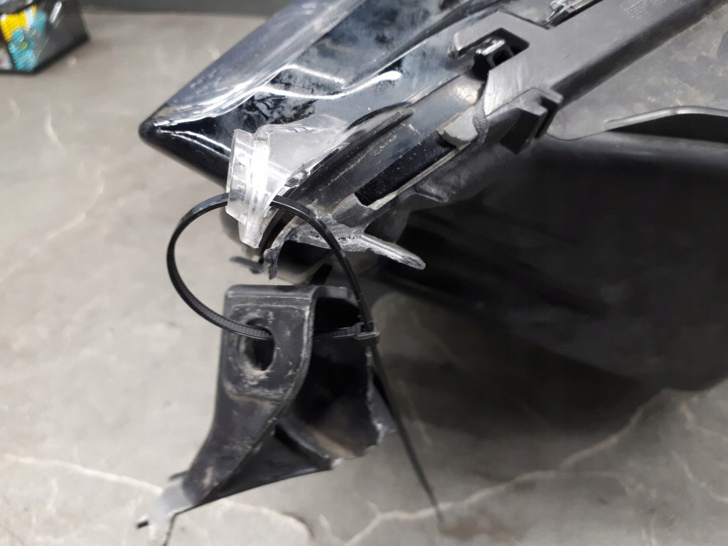 Frontscheinwerfer Ford Mondeo Rechts Scheinwerfer Headlight SCH1976741474vq