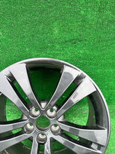 Load image into Gallery viewer, 1x Alufelge 17 Zoll 7.0" 5x100 41ET 5J0601025 Skoda Roomster Fabia I Rim Wheel FEL7518635408ps