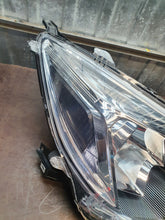 Laden Sie das Bild in den Galerie-Viewer, Frontscheinwerfer Mitsubishi Space Star Rechts Scheinwerfer Headlight