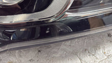 Laden Sie das Bild in den Galerie-Viewer, Frontscheinwerfer Hyundai Santa Fe Xenon Rechts Scheinwerfer Headlight SCH6633800392sp