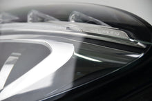 Laden Sie das Bild in den Galerie-Viewer, Frontscheinwerfer Mercedes-Benz Gla A1569061700 Xenon Links Headlight SCH6735728271yt