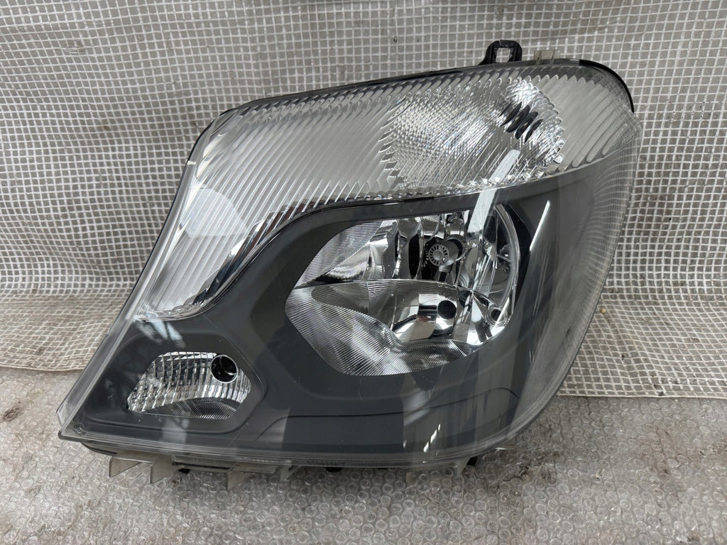 Frontscheinwerfer Mercedes-Benz Sprinter A9068205600 Links Headlight SCH6816445327zx