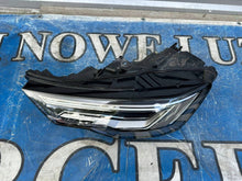 Laden Sie das Bild in den Galerie-Viewer, Frontscheinwerfer Audi A6 C8 4K0941039 1ZX01337701 LED Rechts oder Links SCH8773530302nl