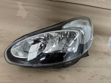 Laden Sie das Bild in den Galerie-Viewer, Frontscheinwerfer Opel Adam 39015502 Links Scheinwerfer Headlight