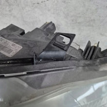 Load image into Gallery viewer, Frontscheinwerfer BMW 3 E91 E90 7202573 Links Scheinwerfer Headlight SCH4995837105ut