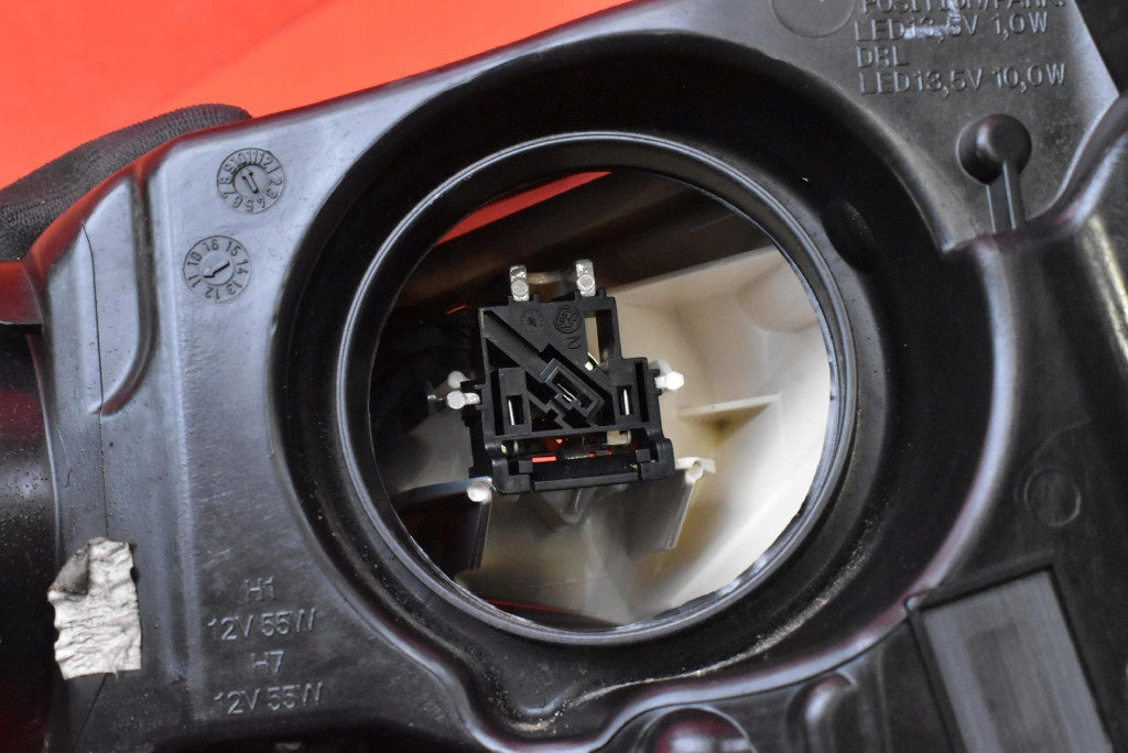 Frontscheinwerfer Ford Focus BM51-13W029-A Rechts Scheinwerfer Headlight SCH2839105380nw