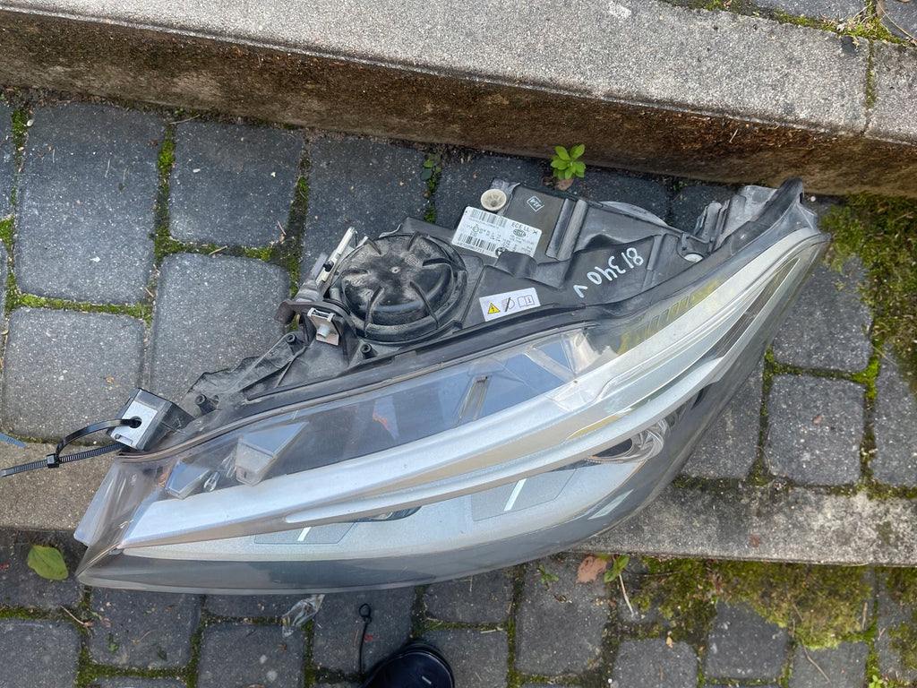 Frontscheinwerfer BMW F21 F20 A8722967811 A9722967711 Xenon Rechts oder Links SCH9811793968yj