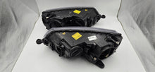 Laden Sie das Bild in den Galerie-Viewer, Frontscheinwerfer Skoda Octavia III 5E1941016B Xenon Rechts oder Links SCH6561633382ok