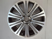 Laden Sie das Bild in den Galerie-Viewer, 1x Alufelge 19 Zoll 8.0&quot; 5x112 43ET A2134010500 Mercedes-Benz Rim Wheel