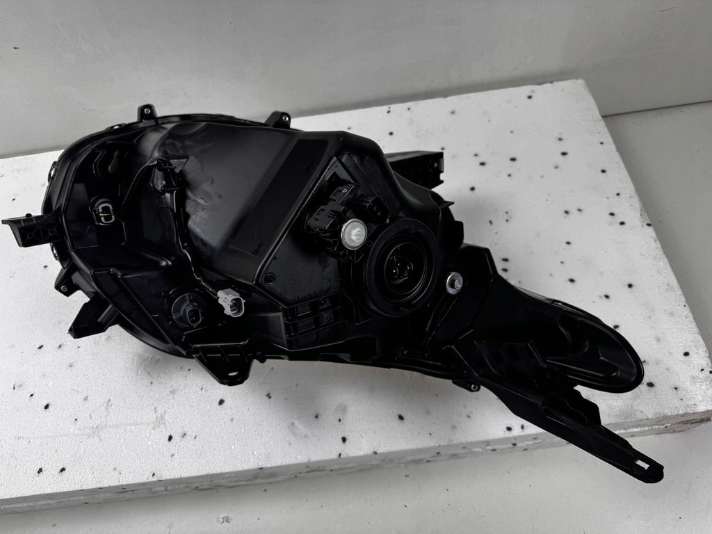 Frontscheinwerfer Mitsubishi L200 Links Scheinwerfer Headlight