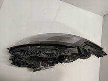 Laden Sie das Bild in den Galerie-Viewer, Frontscheinwerfer Land Rover Range I L460 M8E2-13W030-HN Full LED Links SCH6606198990co