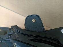 Laden Sie das Bild in den Galerie-Viewer, Frontscheinwerfer Toyota Aygo X Full LED Links Scheinwerfer Headlight