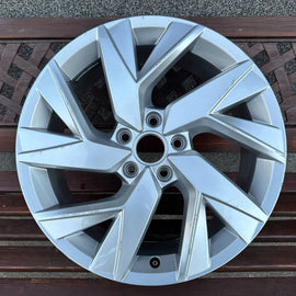 1x Alufelge 18 Zoll 7.0