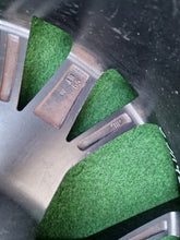 Laden Sie das Bild in den Galerie-Viewer, 1x Alufelge 21 Zoll 8.5&quot; 5x112 33ET Audi A8 Rim Wheel