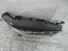 Laden Sie das Bild in den Galerie-Viewer, Frontscheinwerfer Toyota 4 Yaris KO-8EU Full LED Rechts Scheinwerfer Headlight