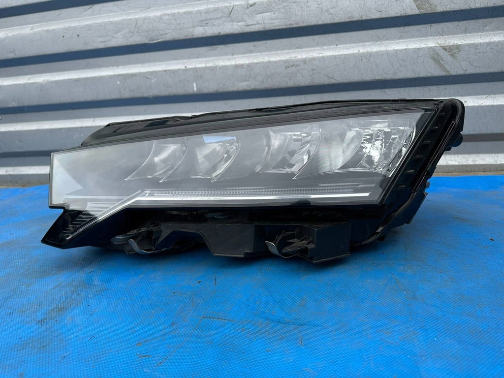 Frontscheinwerfer Skoda Octavia I 5E4941009 LE22A6497 Links Headlight SCH7167199885lv