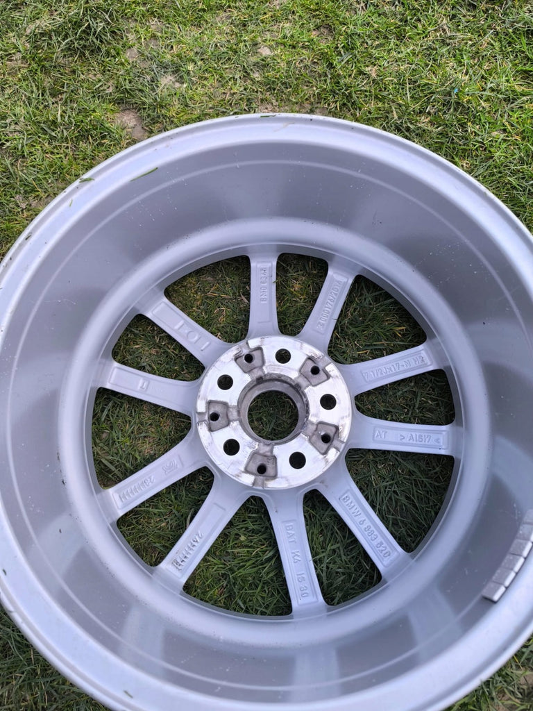 1x Alufelge 17 Zoll 7.5" 5x112 30ET Glanz Silber 6883520 BMW Rim Wheel FEL9499276594ik