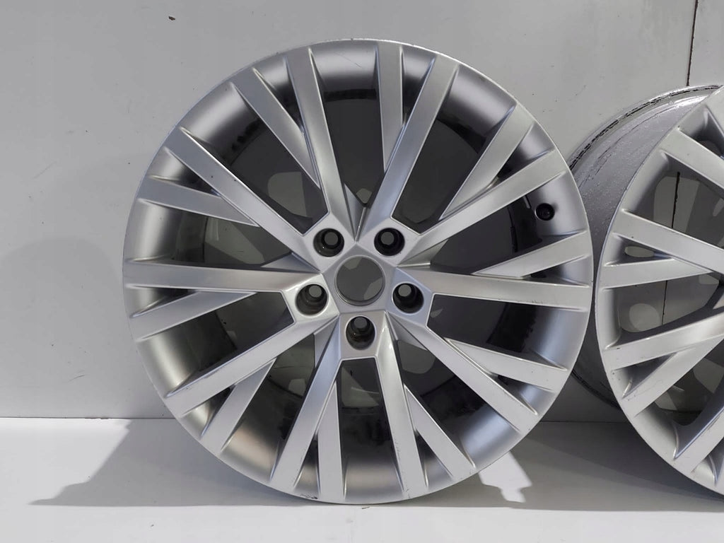 1x Alufelge 18 Zoll 8.0" 5x112 44ET 3V0601025AN Skoda Superb Iii Rim Wheel