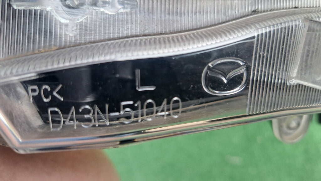 Frontscheinwerfer Mazda II D43N-51040 LED Links Scheinwerfer Headlight