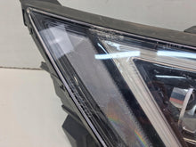 Laden Sie das Bild in den Galerie-Viewer, Frontscheinwerfer Hyundai Elantra 92102-F2 LED Rechts Scheinwerfer Headlight