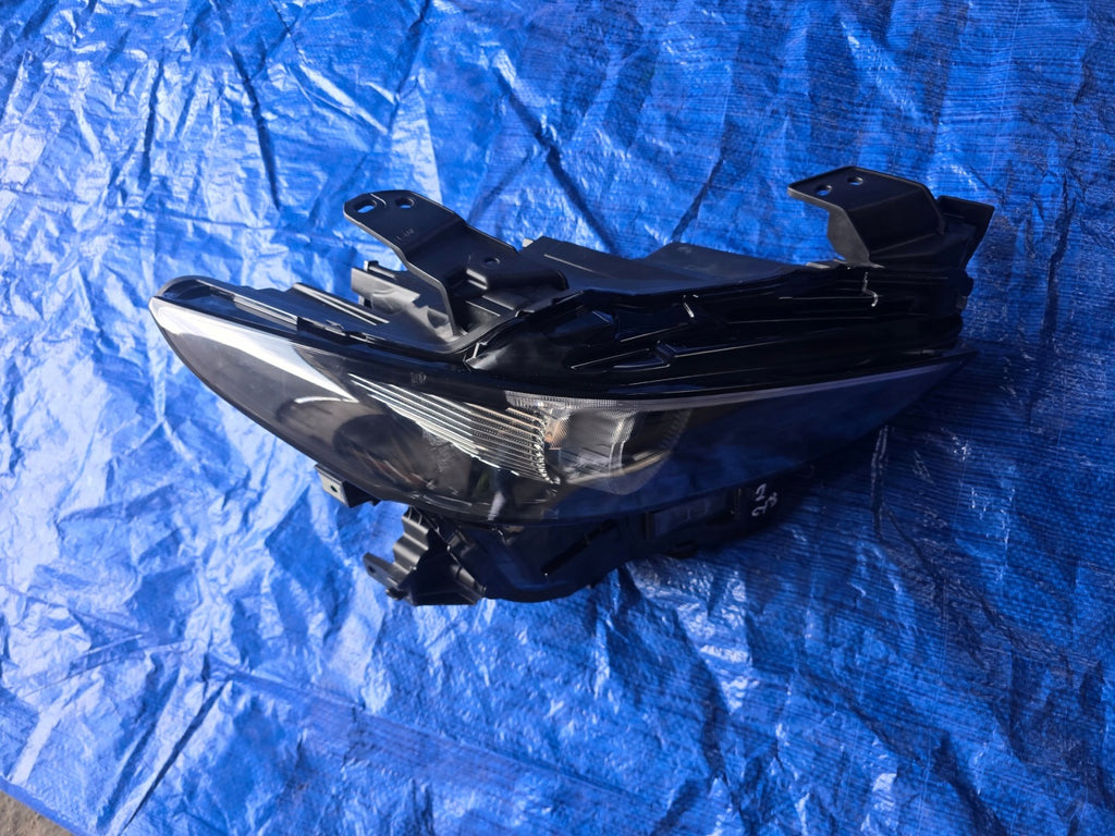 Frontscheinwerfer Mazda 3 BCJH-51030 Rechts Scheinwerfer Headlight SCH8754705444ko