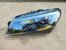 Load image into Gallery viewer, Frontscheinwerfer Skoda Superb III 3V1941015B Xenon Links Scheinwerfer Headlight SCH2386036762zo
