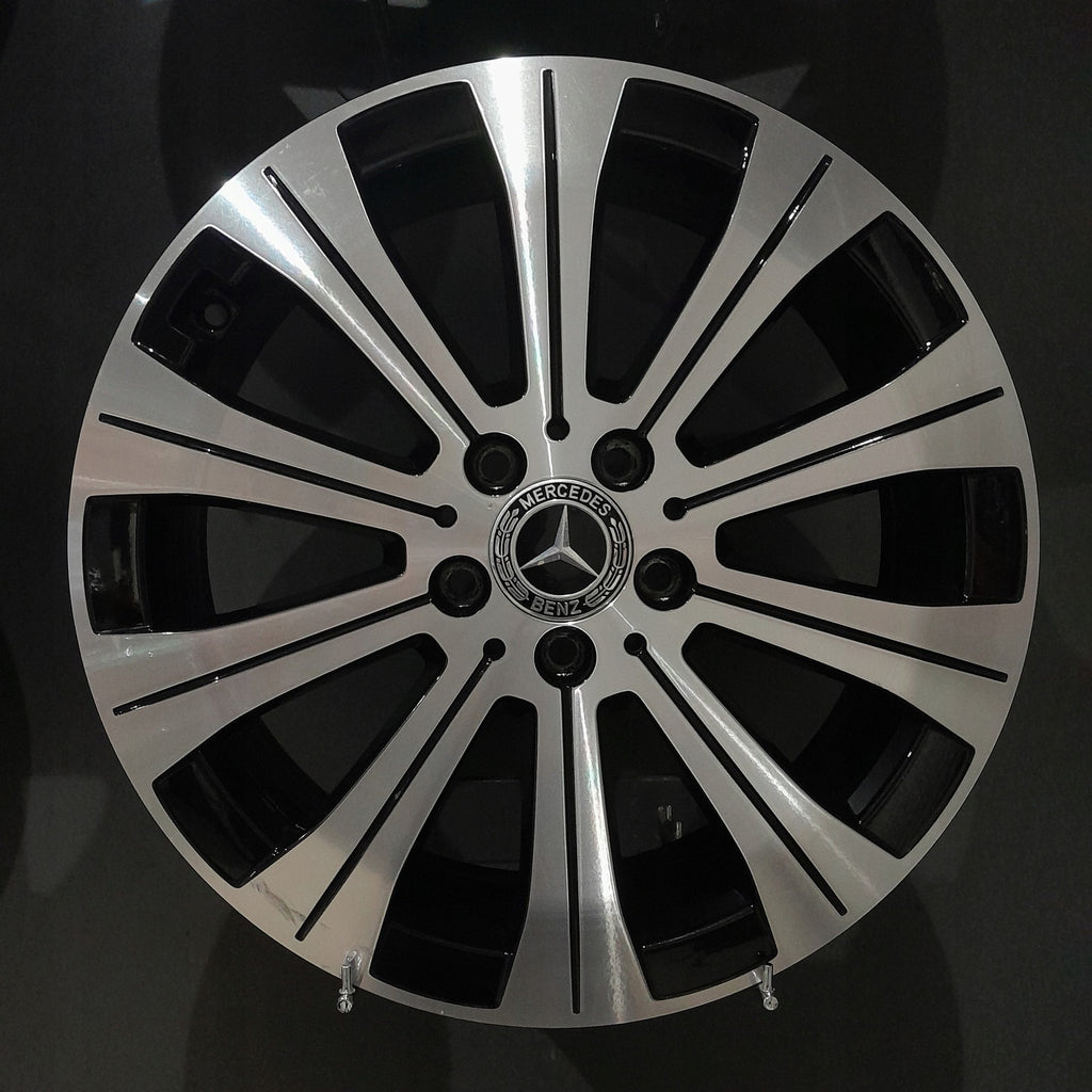 4x Alufelge 18 Zoll 6.5" 5x112 44 5ET A2434010000 Mercedes-Benz Eqa H243