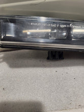 Laden Sie das Bild in den Galerie-Viewer, Frontscheinwerfer Honda Cr-V W3742 Rechts Scheinwerfer Headlight SCH2282226839ey