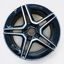 Laden Sie das Bild in den Galerie-Viewer, 1x Alufelge 18 Zoll 7.5&quot; 5x112 44ET 75JX18 Mercedes-Benz W205 Rim Wheel