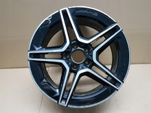 Laden Sie das Bild in den Galerie-Viewer, 1x Alufelge 18 Zoll 7.5&quot; 5x112 44ET 75JX18 Mercedes-Benz W205 Rim Wheel