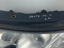 Load image into Gallery viewer, Frontscheinwerfer Hyundai Santa I Fe 921012B025 Links Scheinwerfer Headlight SCH5806191584ka