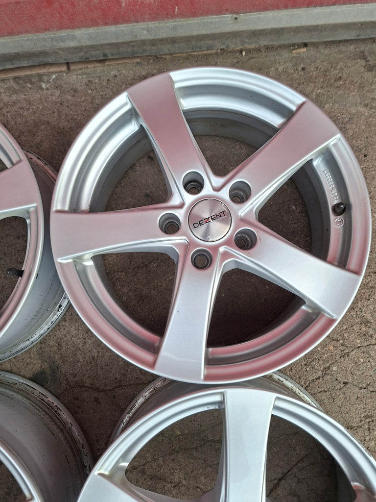4x Alufelge 16 Zoll 6.5" 5x112 42ET Glanz Silber TREZ8SA42 Audi I Rim Wheel FEL4771648740bh