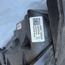 Laden Sie das Bild in den Galerie-Viewer, Frontscheinwerfer Hyundai Tucson 92207N7400 Links Scheinwerfer Headlight SCH7177512245zw