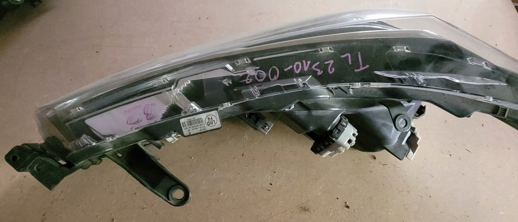 Frontscheinwerfer Toyota Corolla 81110-02L70 Rechts Scheinwerfer Headlight SCH7674267749ak