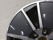 Load image into Gallery viewer, 1x Alufelge 17 Zoll 7.5&quot; 5x112 38ET Glanz Grau 8W0601025 Audi A4 Mg Rim Wheel